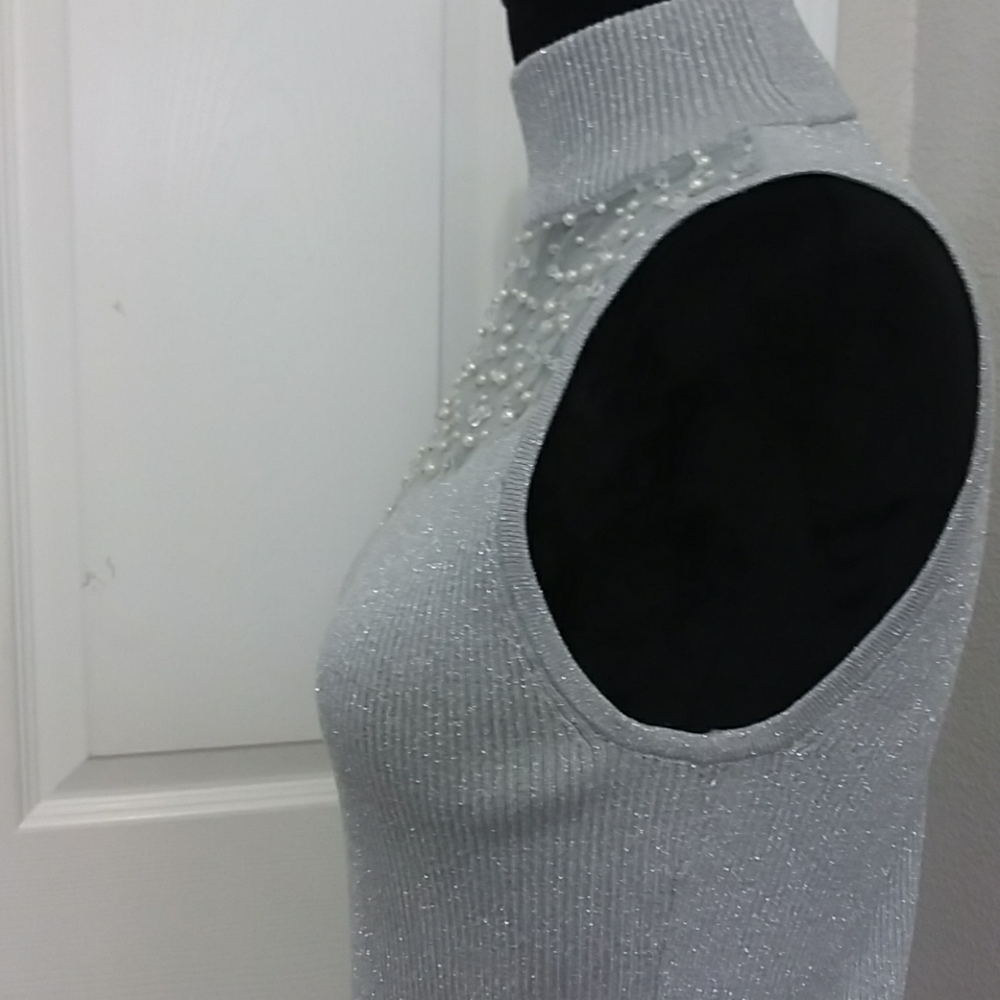 CABLE & GAUGE BEDAZZLED HOLIDAY SHIRT - Picture 5 of 5